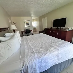 2* Hotel Clearwater